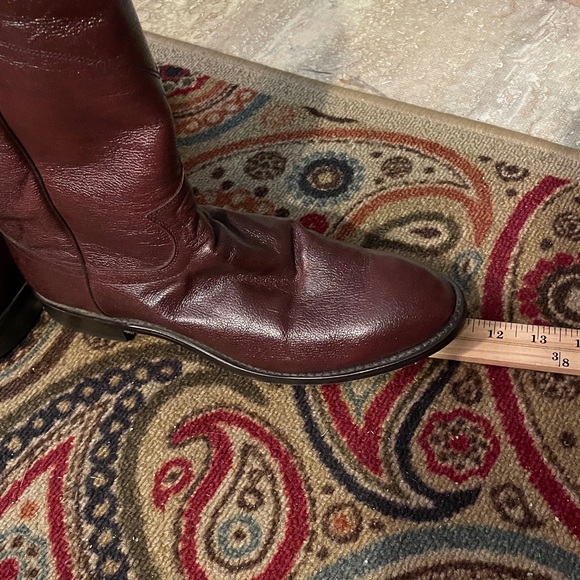 Authentic Justin Cowboy Boots - Picture 7 of 9